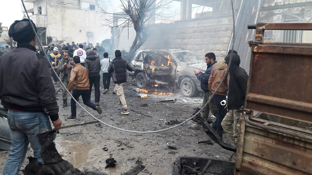 Azezde bomba yüklü araçla saldırı: Ölü ve yaralılar var Azezde bomba yüklü araçla saldırı: Ölü ve yaralılar var