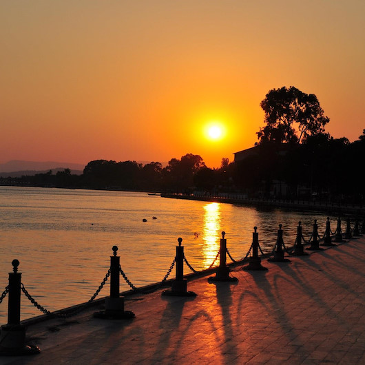 Huzur isteyenlerin adresi oldu