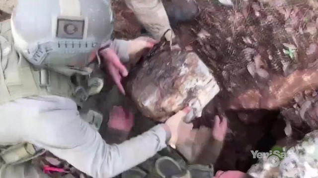 PKK'lı teröristlerin barındığı yerler havaya uçuruldu