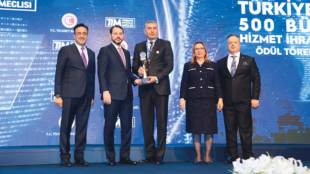 Mercedes-Benz Türk, TİM’in listesindeki en büyük 3 şirketten biri oldu.