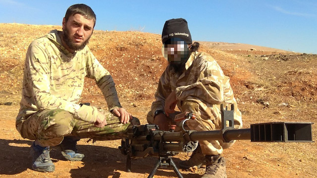Reina saldırganın ev arkadaşı Çeçenistan asıllı Rusya vatandaşı A.G. (soldaki)