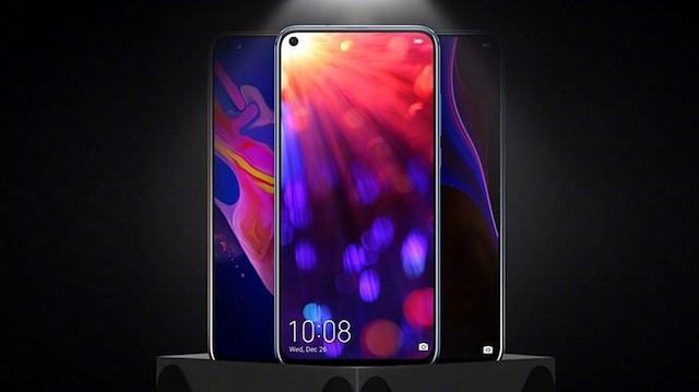 Honor V20 markanın ilk delikli ekran tasarımına sahip telefonu.