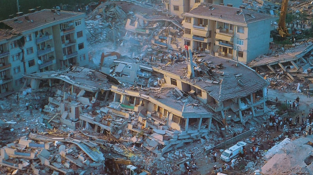 Büyük depremin yıl dönümüydü: Erzincan yine sallandı
