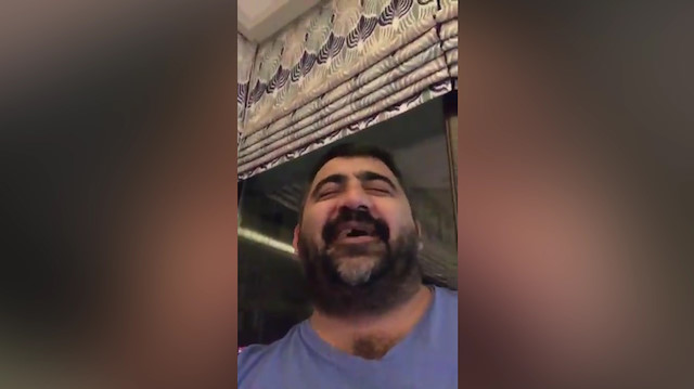 Ümit Özat'tan Müslüm Gürses performansı