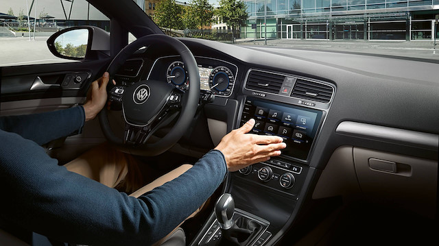 2019 Volkswagen Golf iç tasarımı ile büyük ilgi çekecek