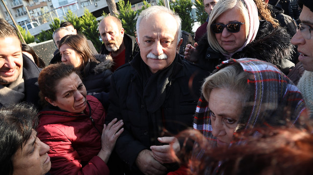 CHPli Bayraklı belediye başkanından zehir zemberek açıklamalar