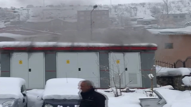 Şırnakta elektrik trafosunda yangın çıktı