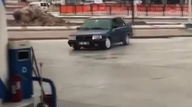 Drift yaptığı sosyal medyadan tespit edilen araçlara ceza yağdı