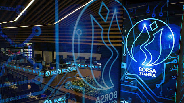 Bankacılık endeksi yüzde 0,01, holding endeksi yüzde 0,23 değer kazandı.
