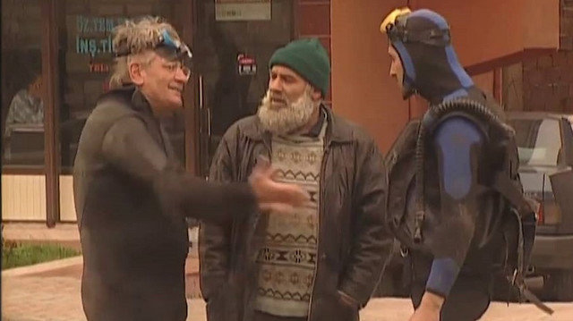 Çetin Çiftçioğlu, Şakacı programında insanları şakalarken.