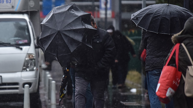 Meteorolojiden bazı illere kuvvetli yağış uyarısı yapıldı.