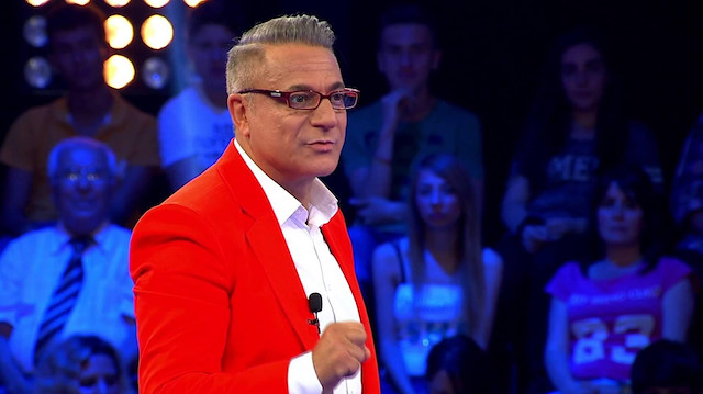 Mehmet Ali Erbil'in tedavisi devam ediyor.