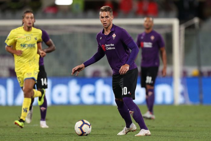 Fiorentina'da kiralık olarak forma giyen Pjaca'nın Juventus'la 2021 yılına kadar sözleşmesi bulunuyor.