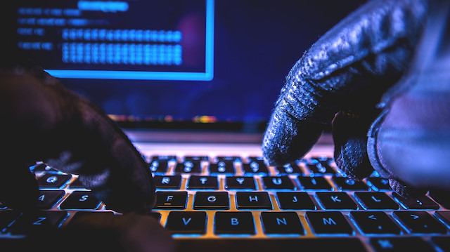 Bir hack forumundan paylaşılan veri tabanı yaklaşık olarak 87GB ve 2.6 milyardan fazla satır barındırıyor.