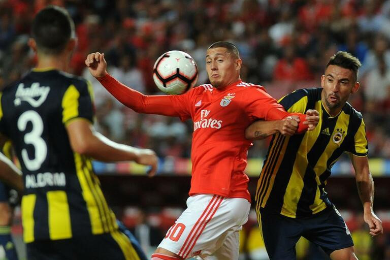 Castillo bu sezon Fenerbahçe'ye karşı oynadıkları iki maçta da forma giymişti.