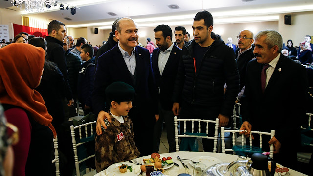 Soylu, şehit yakınları ve gazilerle bir araya geldi