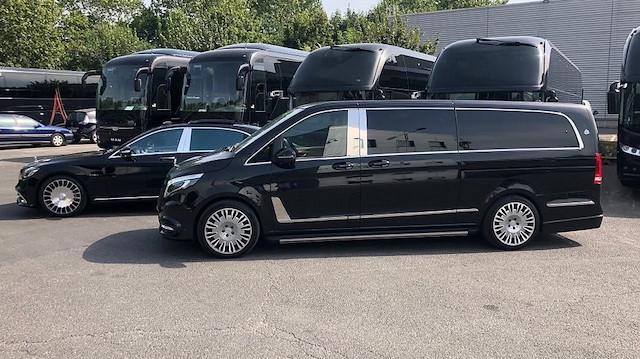Mercedes Vito ultra lüks bir Maybach’e dönüştürüldü.