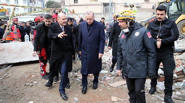 Cumhurbaşkanı Erdoğan, enkaz bölgesine geldi.