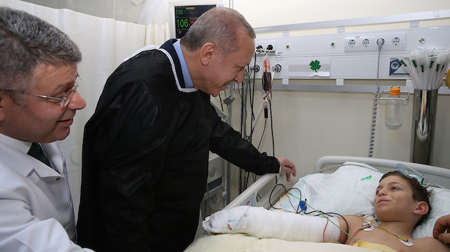 Erdoğan küçük Havva ve Tayyip Mahmutu ziyaret etti