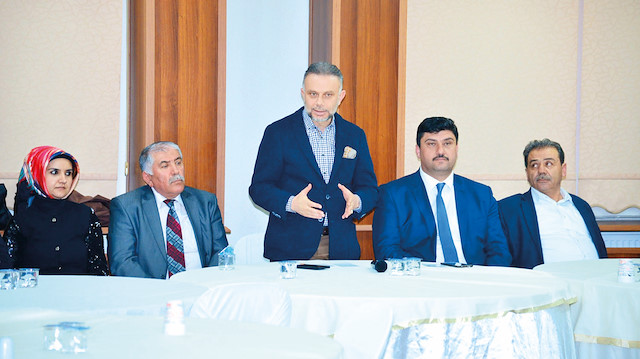 Lokman Ertürk (Soldan 3)