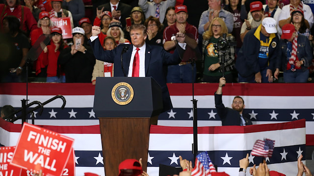 ABD Başkanı Trump, Teksas'ta düzenlenen miting sırasında.