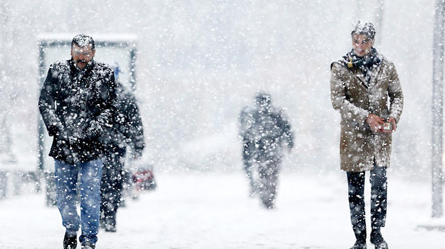 Meteorolojiden yoğun kar yağışı uyarısı yapıldı.