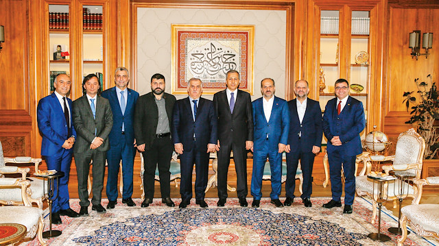 Muammer Karadeniz, İbrahim Karagül, Ömer Bolat, Faruk Albayrak, Ahmet Albayrak, Ali Yerlikaya, Nuri Albayrak, Mustafa Albayrak ve Ergün Yolcu
