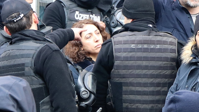 HDP'li vekil Saliha Aydeniz polisin kolunu ısırmıştı.