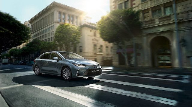 Yeni Toyota Corolla Hibrit