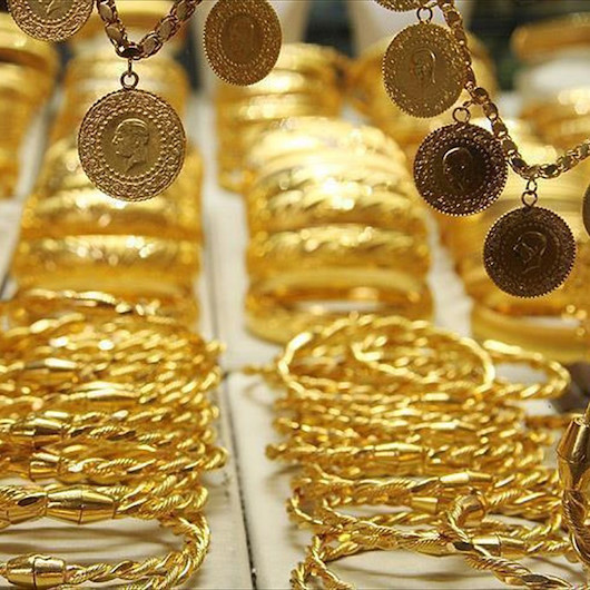 Gram altın 228 lira seviyelerinde