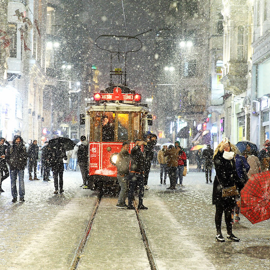 İstanbulda büyüleyici kar manzaraları