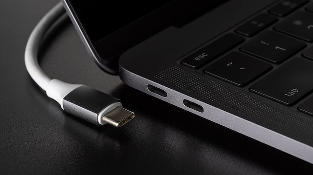 Dizüstü bilgisayarlar artık USB-C girişiyle geliyor.