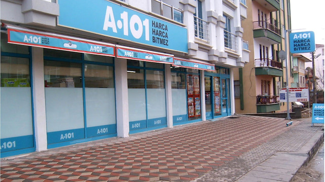 A101 her hafta perşembe günü yeni indirim listesini yayınlıyor.