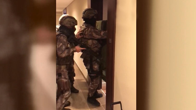 Arap Emrahın adamlarına operasyon