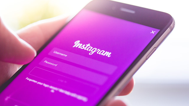 İngiltere, Cambridge Analytica skandalı nedeniyle Zuckerburg’ü ifade vermek için İngiltere’ye çağırmıştı.