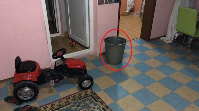 Ekipler, eve gelip incelemede bulundu.