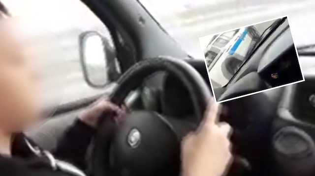 Polisi boş ver diyen baba, oğluna hafif ticari araç kullandırdı