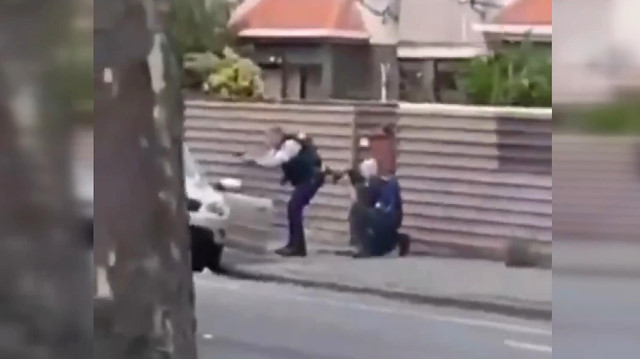 Yeni Zelandada camiye saldıran teröristin yakalanma anı