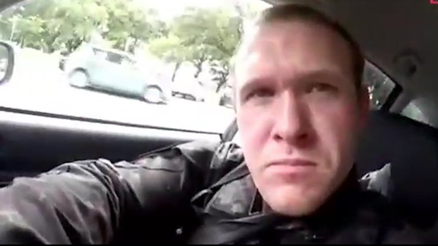 Brenton Tarrant isimli saldırganın 28 yaşında olduğu tahmin ediliyor.
