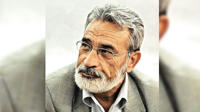 İsmet Özel