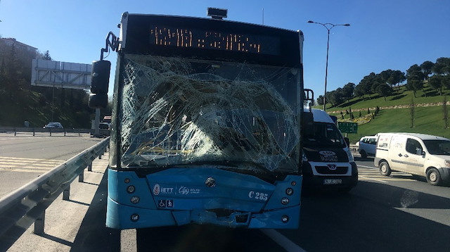 TEM Otoyolu FSM Köprüsü girişinde kaza
