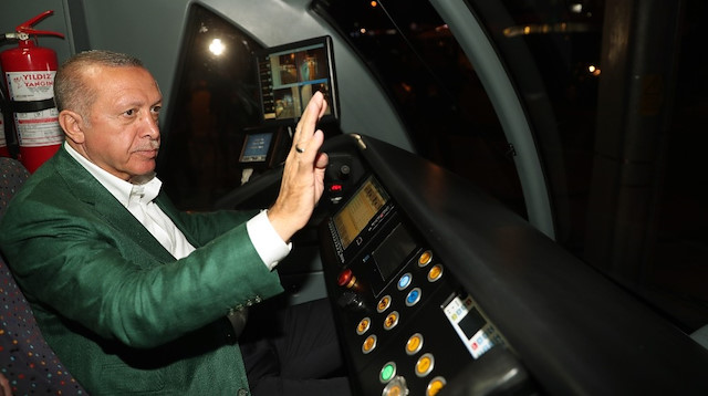 Erdoğan Antalya'da tramvay hattını açtı