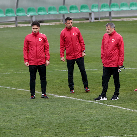 Şenol Güneşin yardımcısı futbol kamuoyunu şaşırtacak