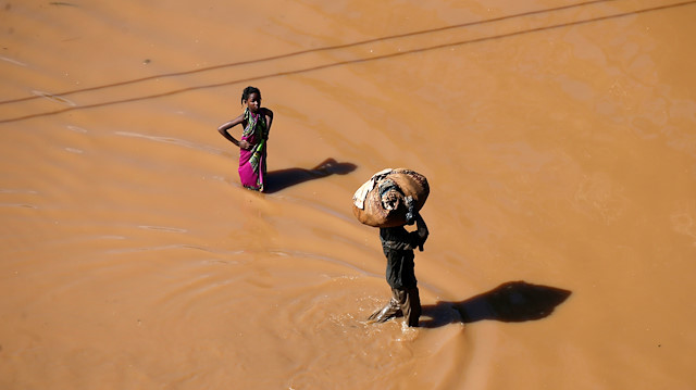 Mozambique death toll rises to 417 after cyclone: Min.
