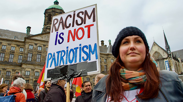 Hollanda'da ırkçılığa ve ayrımcılığa karşı gösteri