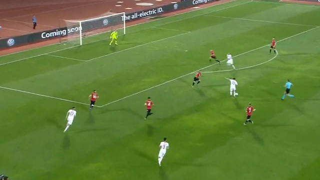 Hakan Çalhanoğlundan muhteşem gol