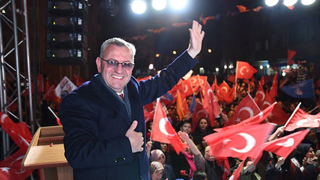 AK Partili Mustafa Helvacıoğlu