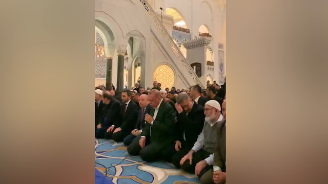 Cumhurbaşkanı Erdoğandan Çamlıca Camiinde Kuran tilaveti