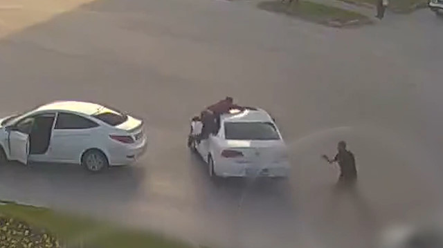 UÃ§an polis torbacÄ±ya geÃ§it vermedi ile ilgili gÃ¶rsel sonucu