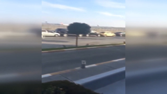 Aniden duran sürücü zincirleme kazaya sebep oldu
